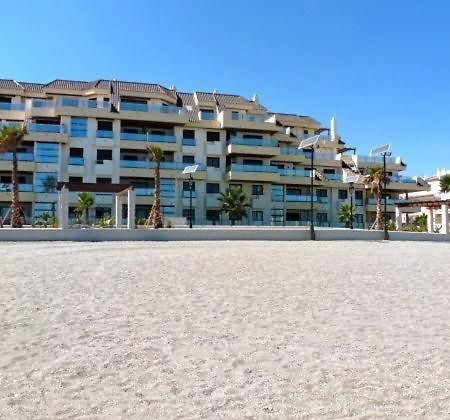 Marina Del Castillo, Duquesa Beachfront Apartment Manilva Exteriör bild